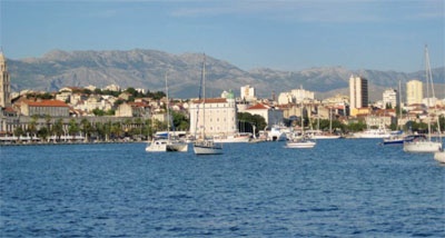 Split marina