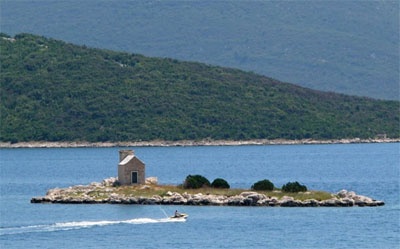 Otok Kojestac  Zaliv Klek Neum