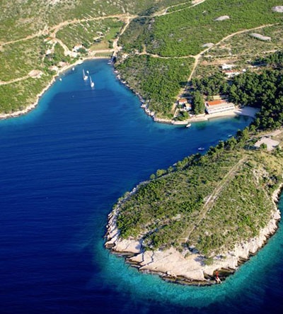 Uvala Pribinja Hvar