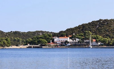 Marina and Loding Solitudo Lastovo