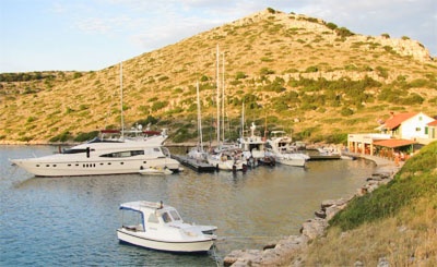 Uvala Levrnaka Kornati