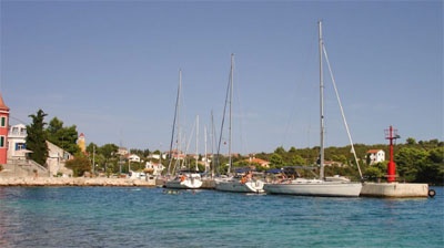 Uvala Lucina (Brguljski Z) (Molat)