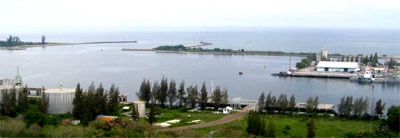 Kruenggeukuech port (N Sumatra)