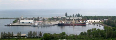 Kruenggeukuech port (N Sumatra)