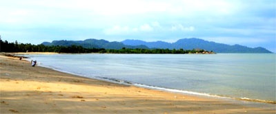 Pongkar beach (E Karimun Besar) (E Sumatra)