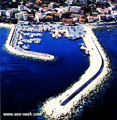 Porto di cala Gonone (Orosei Sardegna)