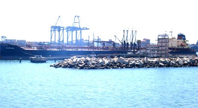 Chennai (Madras) port (E India)