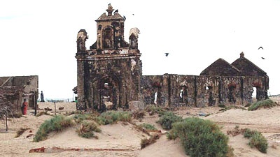 Dhanushkodi (Pamban island-E India)