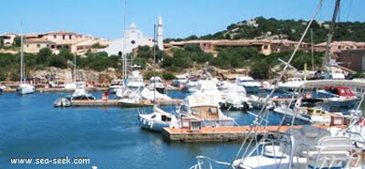 Porto turistico di Punta Marana (Sardegna)