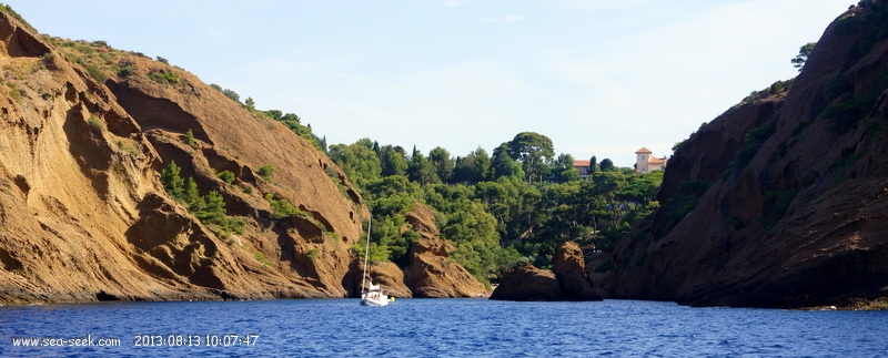 Calanque de Figuerolles