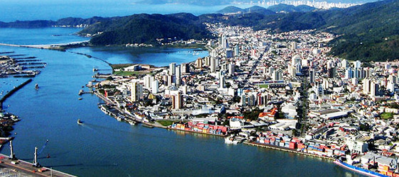Port of Itajai (Santa Catarina)