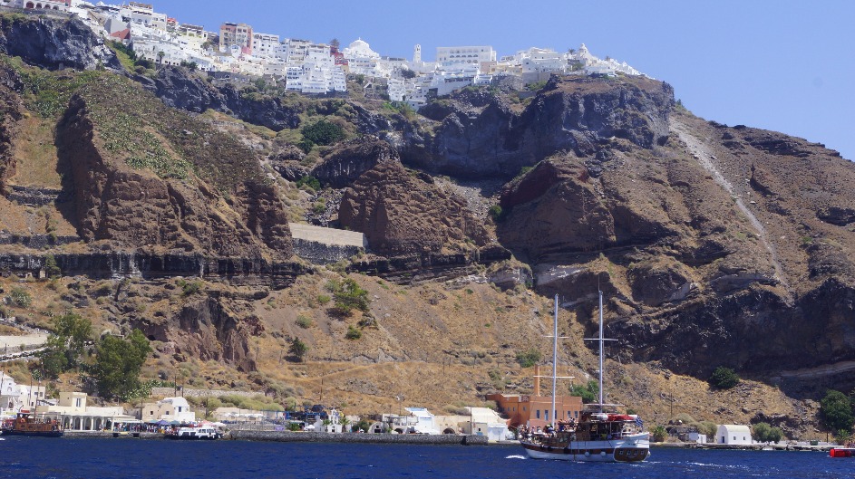 Oia Port