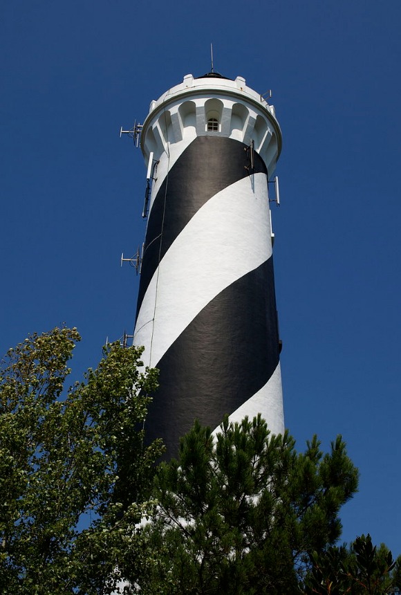 Phare de Contis