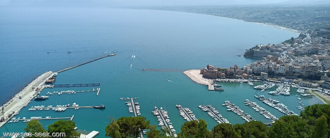 Porto Castellammare del Golfo (Sicilia)