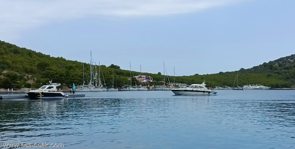 Luka Zut ACI Marina